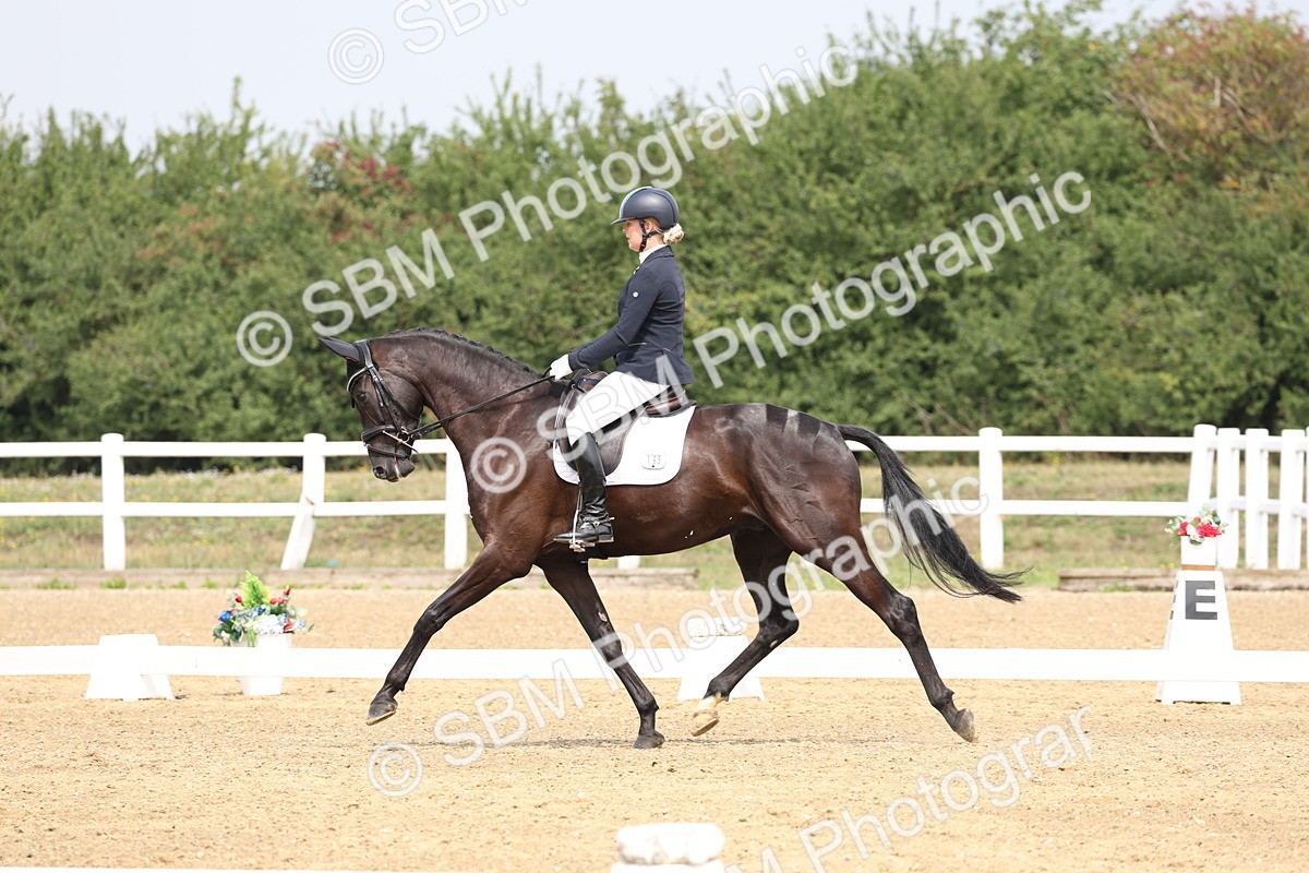 SBM_006208 - Class 6 - novice 6 - 11.50-12.46