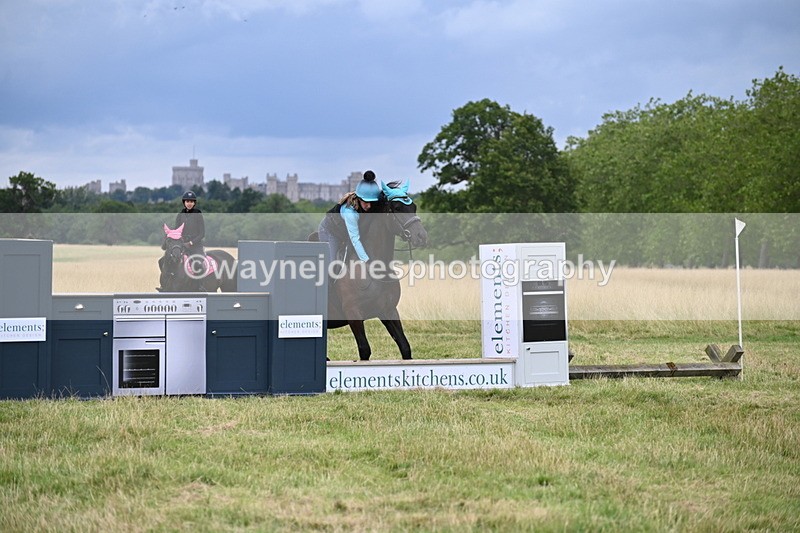 WJ6_3134 - Time at Jump 11:06 to 11:40