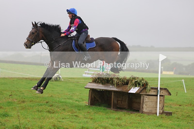 3E7A1826 - Class 4: 80cm: Box