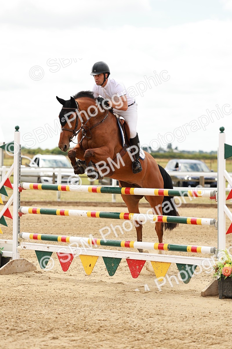 SBM_018380 - Class 21 - Senior Newcomers Championship 2d Rd