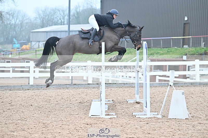 240113A-131521-02151 - Cls 12 Newcomers and 1.10m Open