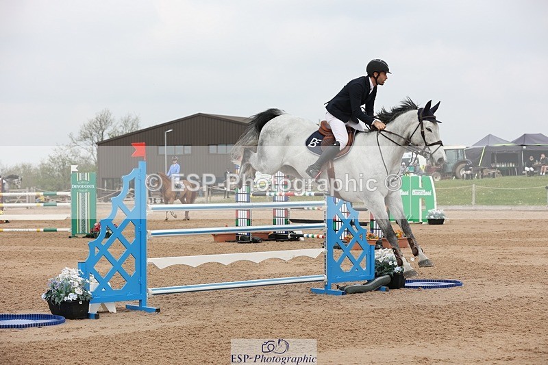 250424-113627-04959 - Cls 1 - 2 Star Small Tour