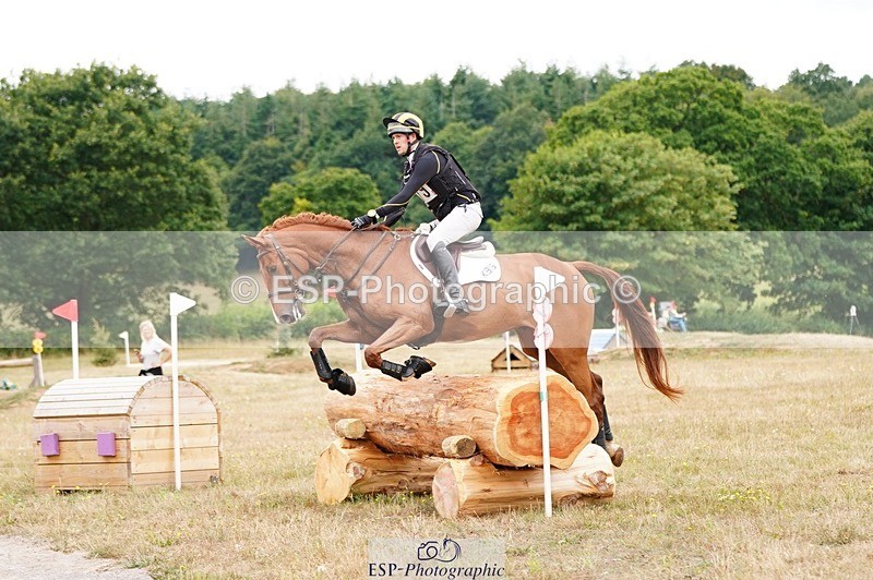 250803A-123118-13017 - M-579-Tom.Rowland-DARKLEY.AGAINST.THE.ODDZ