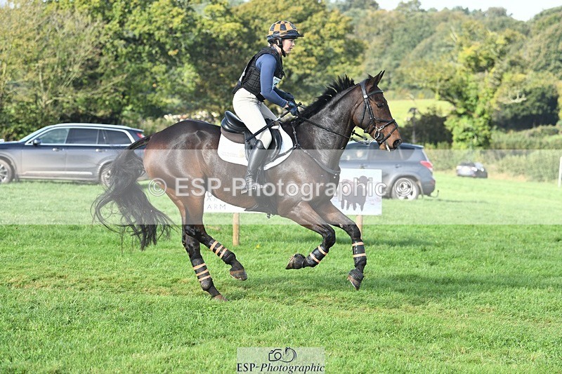 231020-105722-06023 - 030-MONBEG.SHELBY-Kat.Raybould-XC