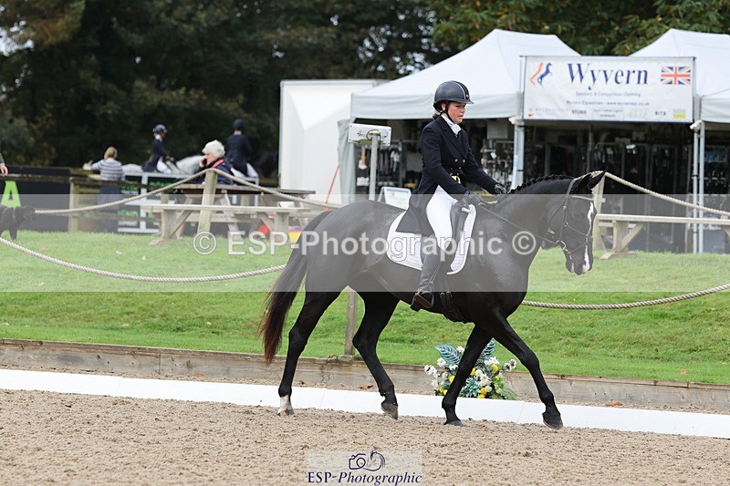 241024-093943-01132 - 128-Lottie.Turnell-TRICKLE