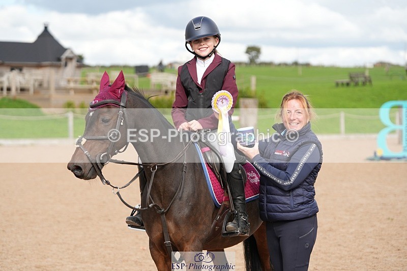 250921-151421-03812 - Cls 20 Pony 80cm Derby