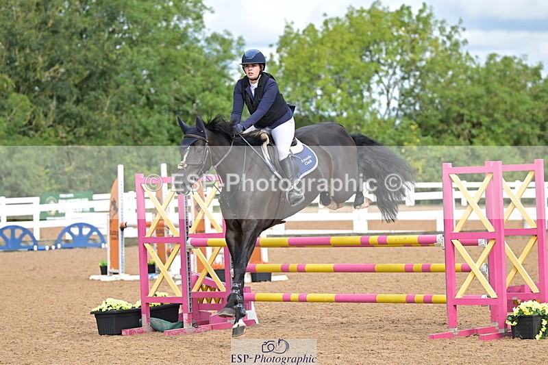 240912A-100816-00913 - Cls 8 Snr British Novice and 90cm Open