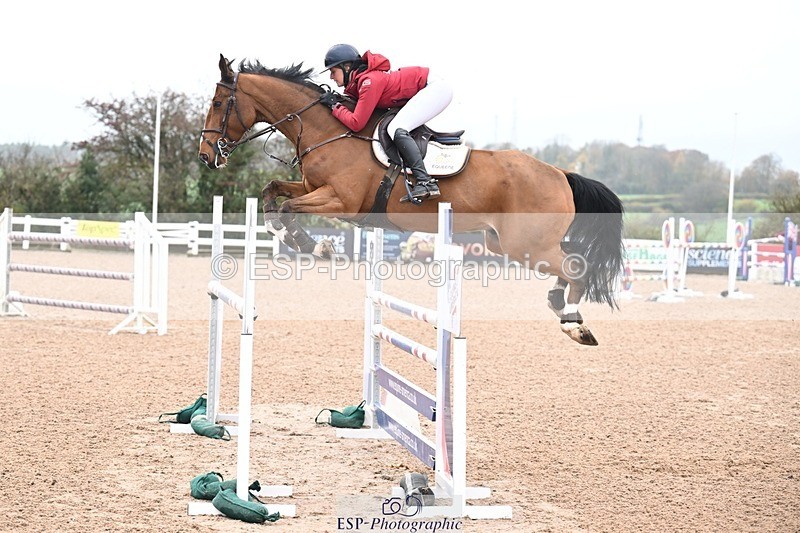 251105-143551-00919 - Cls 06 Fox & 1.20m