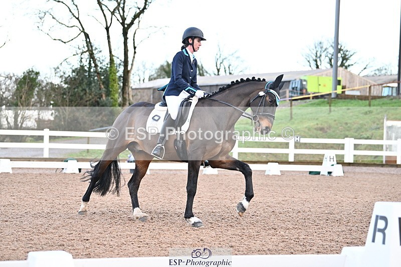 240218A-105722-05748 - 232-Alys.Matravers-VORVASHILL.VERTIGO