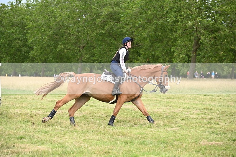 WJ6_4008 - Time at Jump 12:22 to 13:03