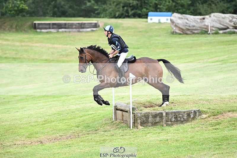 240825X-174050-38004 - 80cm XC 17.30 to End