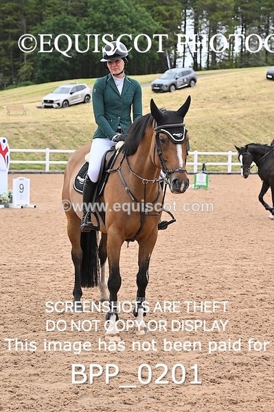 BPP_0201 - CLASS 25 SUN HOYS Redpost Equestrian Senior Foxhunter Second Round