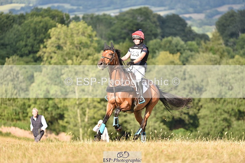 250802A-180442-09117 - I-423-Megan.Pocock-HANKY.BRITANNIA