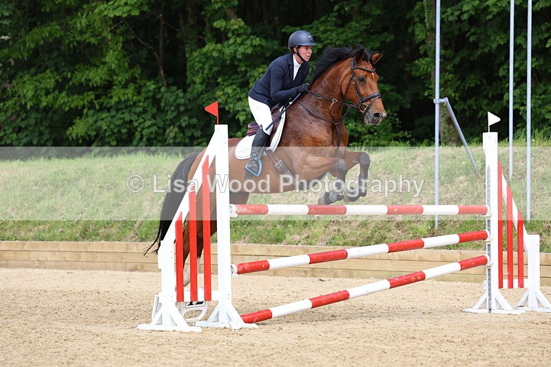 3E7A1095 - Class 13: Senior Newcomers/1.10m open