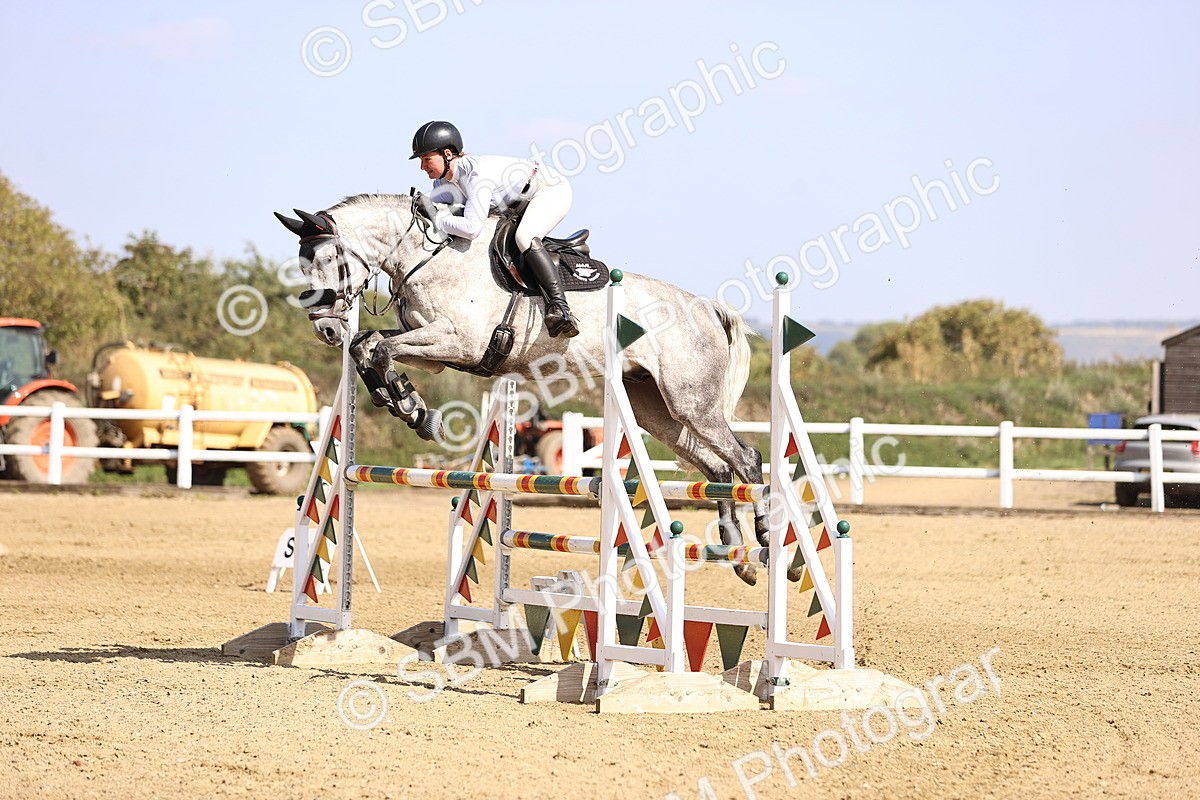 SBM_006983 - Class 13 - Senior Newcomers - 1.10m