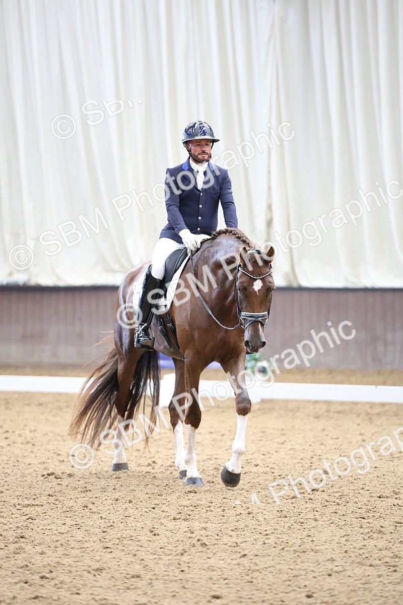 SBM_002772 - Class 5 - Novice 6 Gold - 10.24-11.30