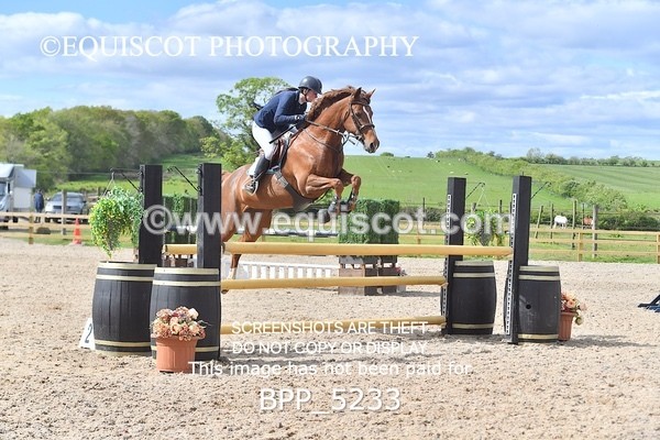 BPP_5233 - CLASS 19 SAT Senior Newcomers/ 1.10m Open