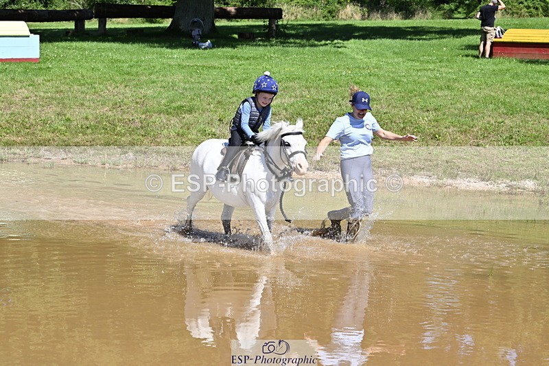 240728B-111559-01349 - Gemma's Group XC