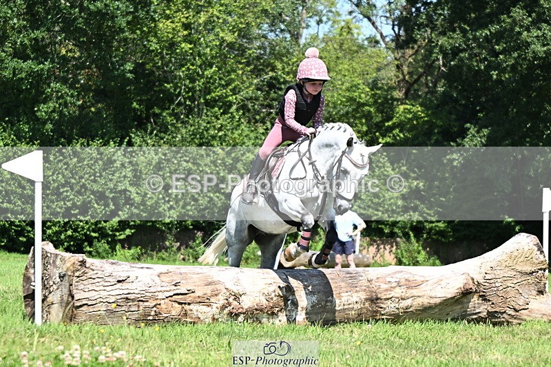 240729B-143845-02820 - Abbie's Group XC