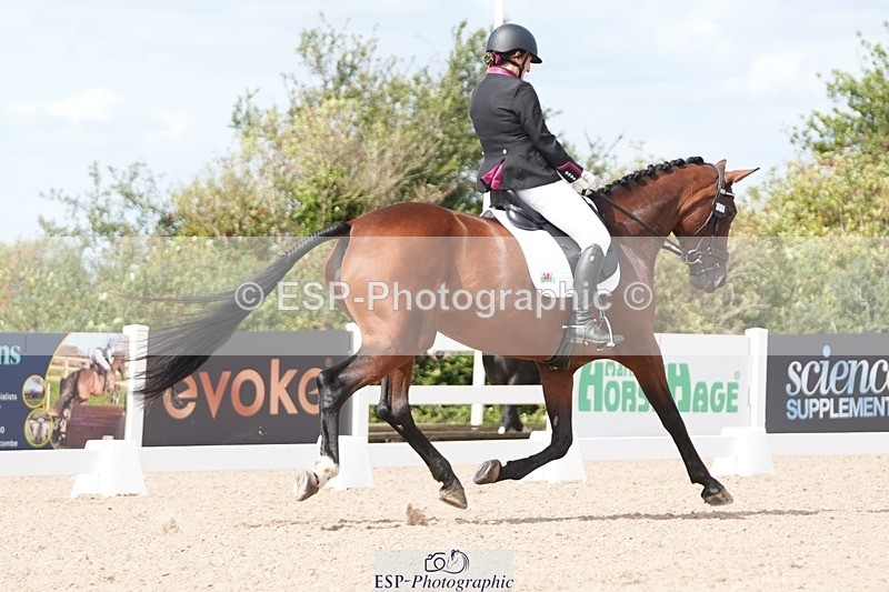 250906-133348-03332 - 111-Kerry.BevanKardashian