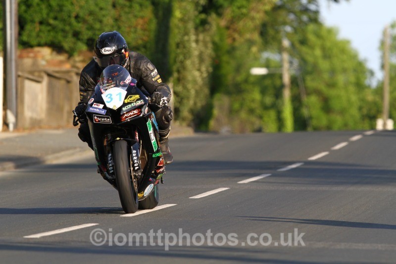 Mark Parrett BMW / C and C LTD - Tuesday Practice Solos