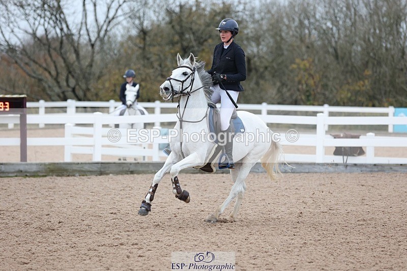 241116X-140335-02370 - Cls 14 A&B Pony Fox & 1.10m Open