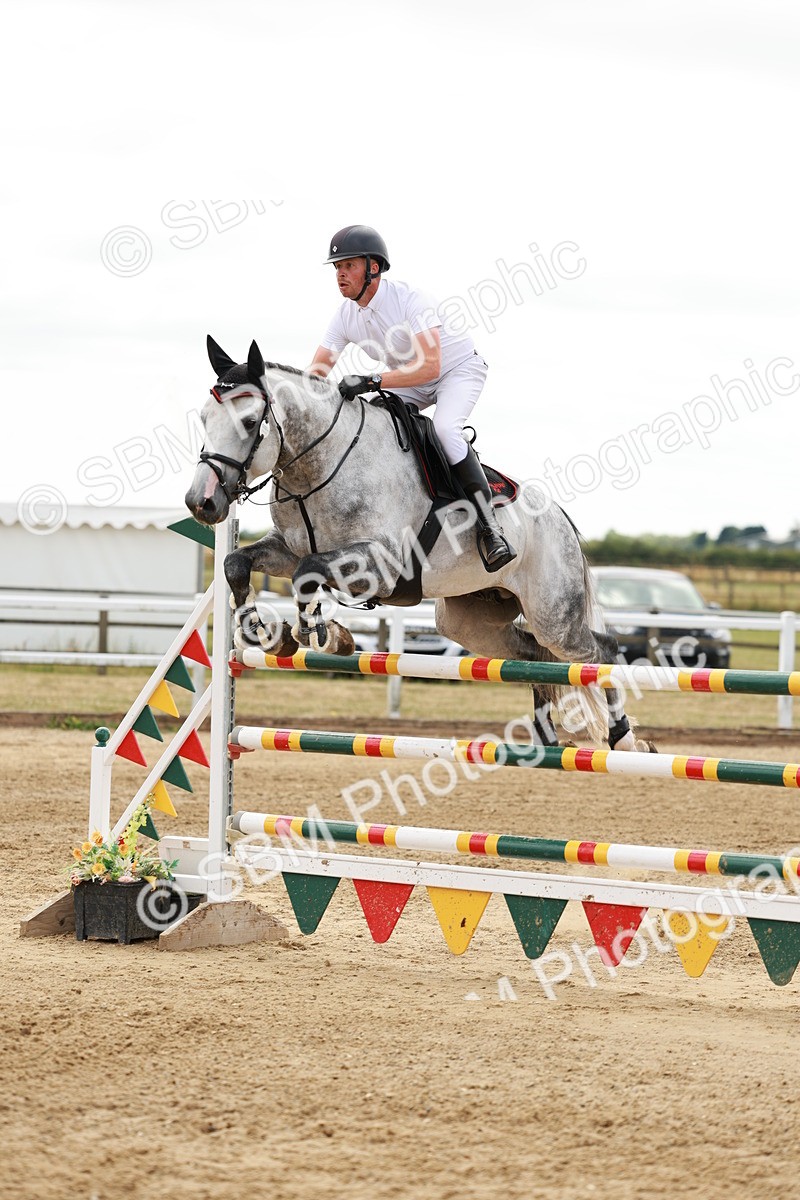 SBM_019035 - Class 21 - Senior Newcomers Championship 2d Rd