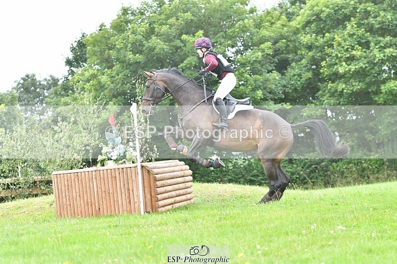 240803-110812-01529 - 056-Ellie_Batten-KING_KASHU