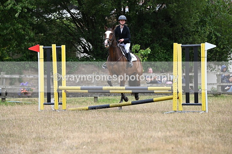 WJ6_0588 - Class 14 Intermediate Jumping 75cm