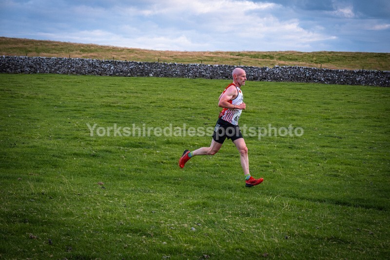 DSCF4008 - Eshton Moor  - Wharfedale Harriers