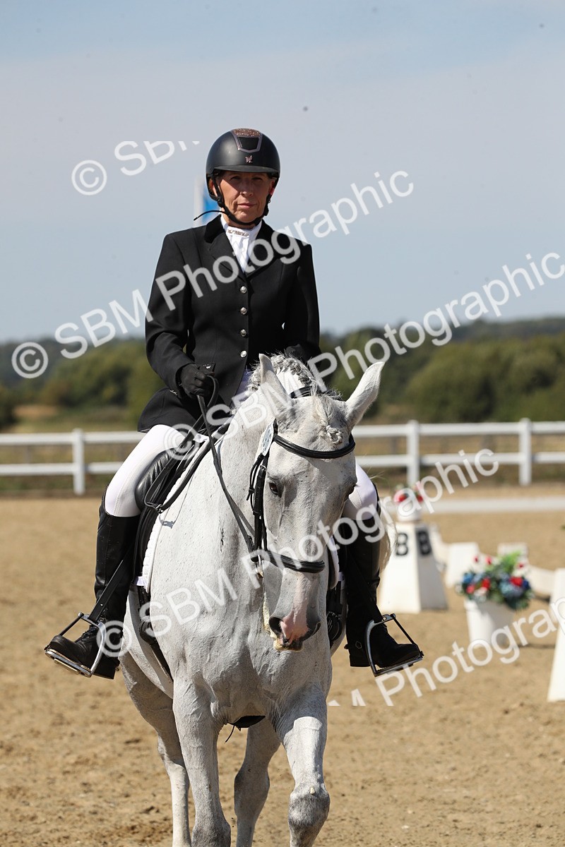 SBM_005143 - Class 11 - Novice 5 - 11.41-12.58