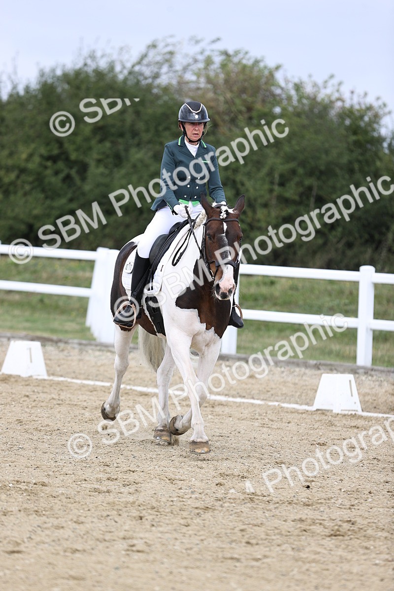 SBM_016789 - Class 14 Novice 23 - 11.53-12.56