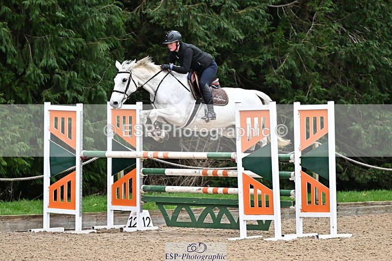 250201A-142829-00953 - Cls 04 Local Horse 120cm