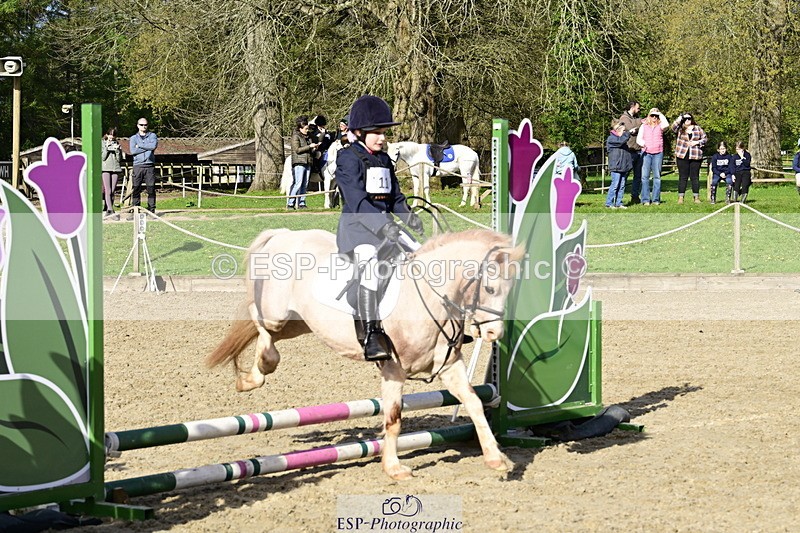260411A-093516-00237 - 40cm Assisted