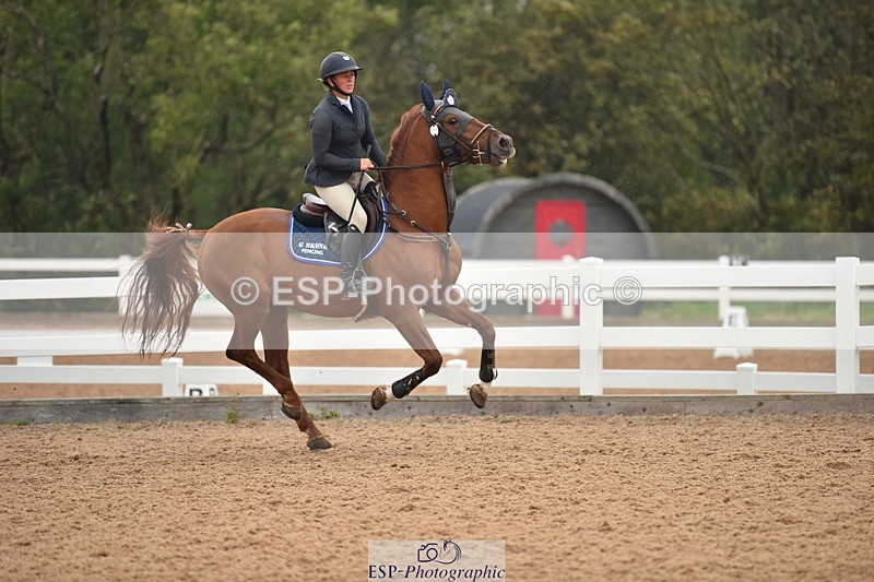 231011A-143144-00724 - Cls 5 Foxhunter & 1.20m Open