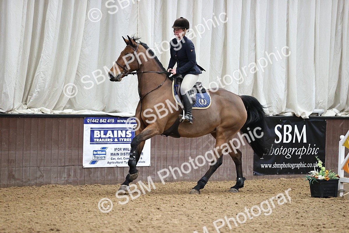 SBM_001443 - Class 4 - Senior Newcomers - 1.10m Open