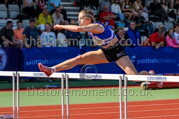 Age25SAT-916885 - Track Female Set One