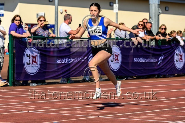 West25Sat-910853 - Track Female Set Two