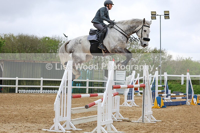 3E7A4279 - Class 7: Senior Foxhunter/1.20 open