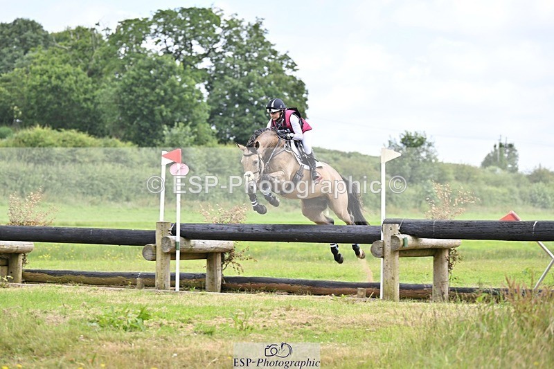 240630-112622-00251 - 102-Emily_Dobson-Silverlinings_Aphrodite