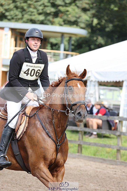 240804-095428-10349 - 406-Harry_Rowcliffe-22_CARROT_GOLD