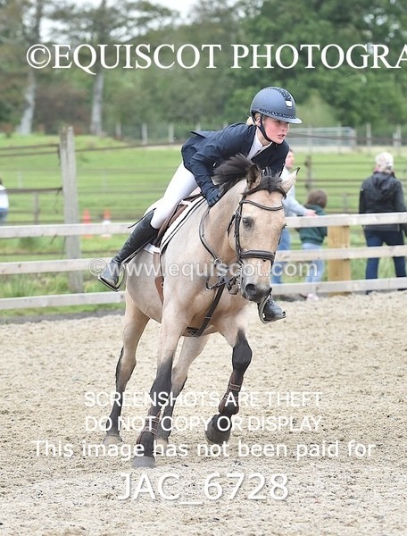 JAC_6728 - CLASS 17 SUN Pony Newcomers/ 1m Open