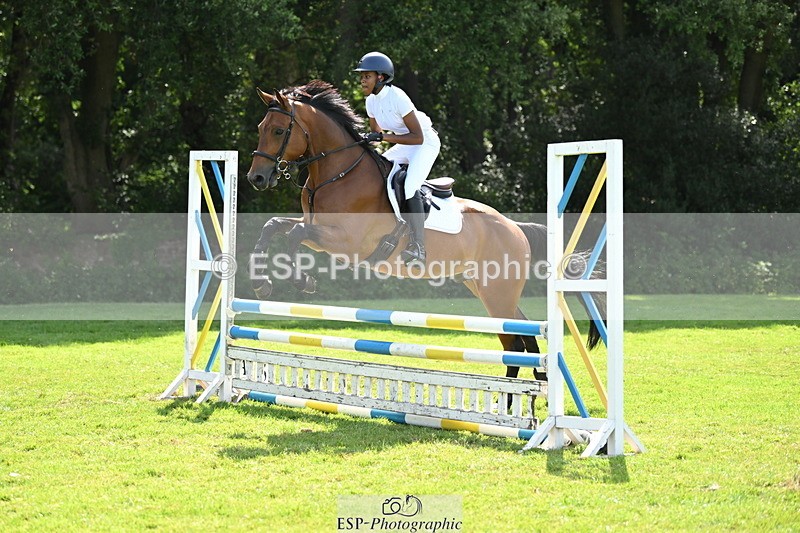 250704A-102158-06952 - Cls 25 Snr British Novice and 90cm