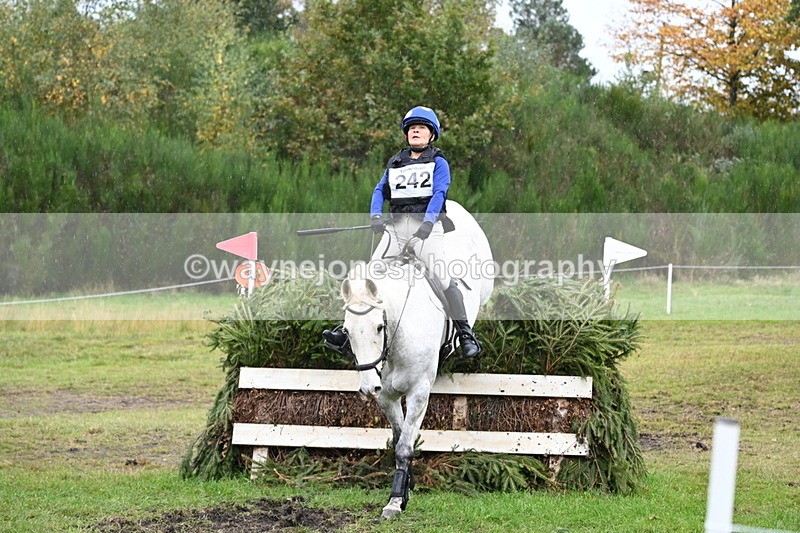 WJ6_4141 - 90cm Cam 1 Time 14:05 to 14:35