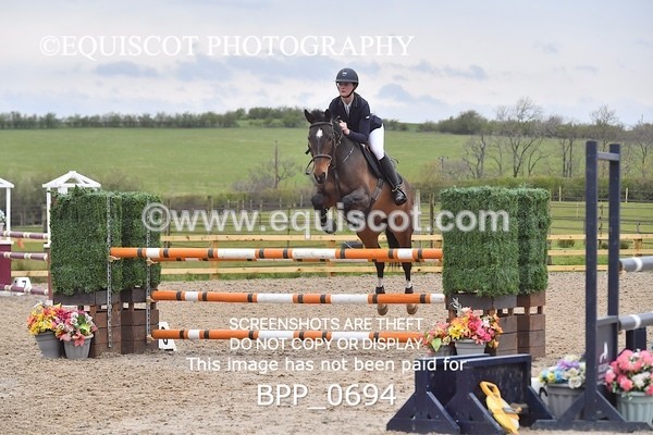 BPP_0694 - CLASS 9 SAT Senior Newcomers/ 1.10m Open