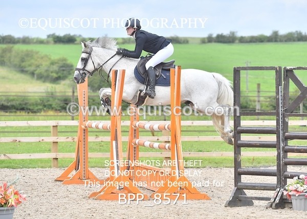 BPP_8571 - CLASS 19 SUN Pony Foxhunter/ 1.10m Open