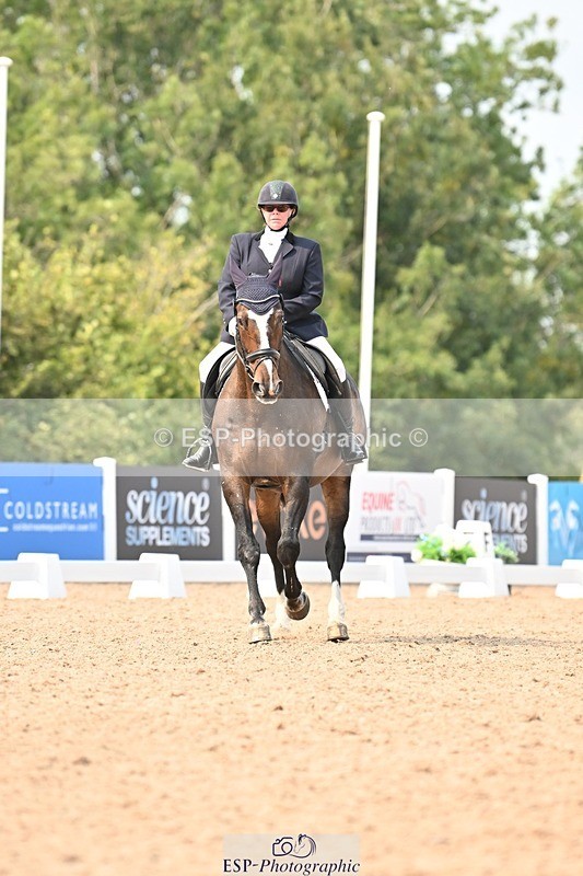 250816-151225-05782 - 130-Donna.BoydVagebond.vd.Withoeve.Z