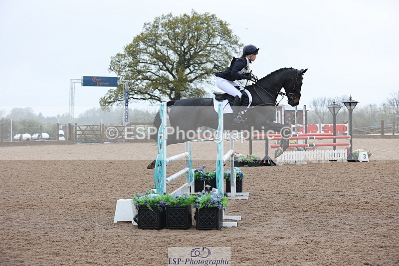 250418-110051-00867 - 008-Charlotte.Bird-THE.CUNNING.FOX