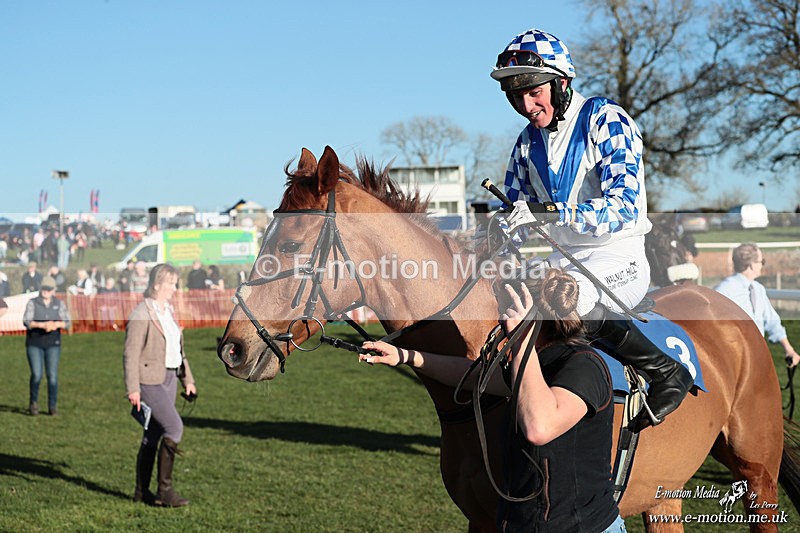 PtP 210326 1206 - VWH Cirencester Races 21/03/26