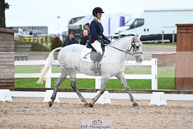 250907-121743-08293 - 010-Donna.HarrisKylah